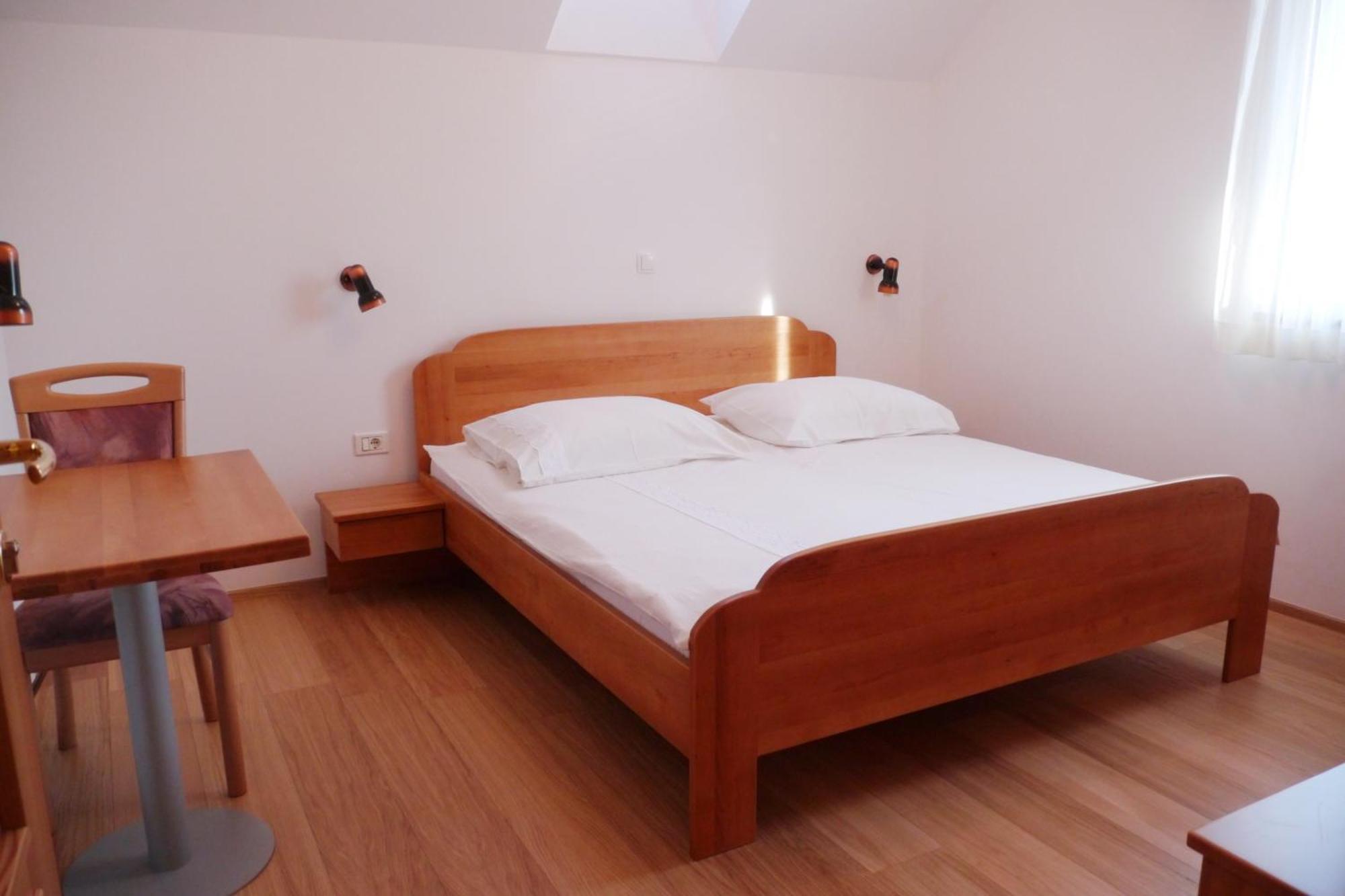 Ekoturizem Hudicevec Hotel Postojna Room photo
