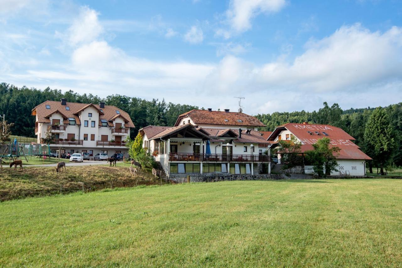 Ekoturizem Hudicevec Hotel Postojna Exterior photo